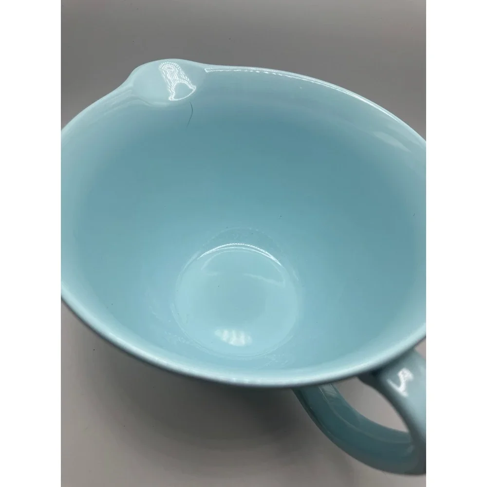 Stonewall Kitchen Melamine Batter Bowl Light Blue Blueberry Pattern Pour Spout